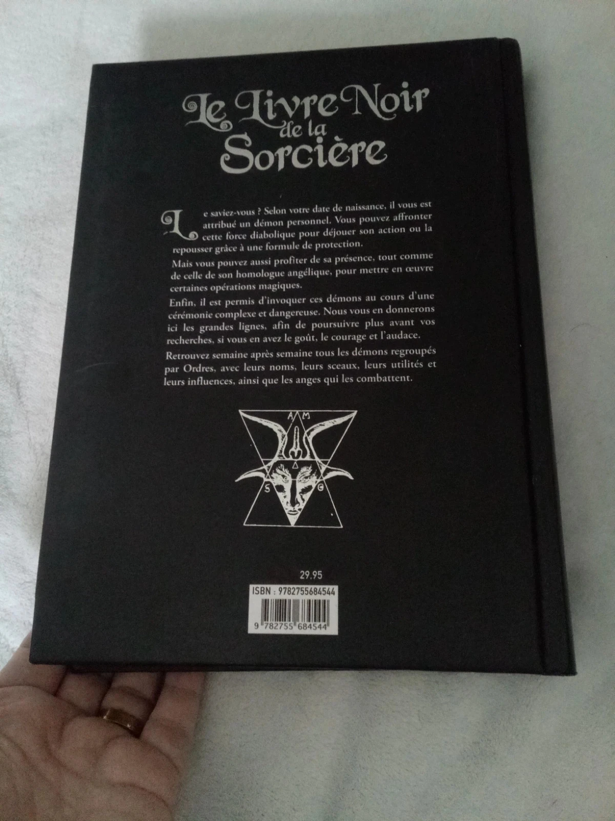 O livro negro da bruxa invocar os demônios – photo 3